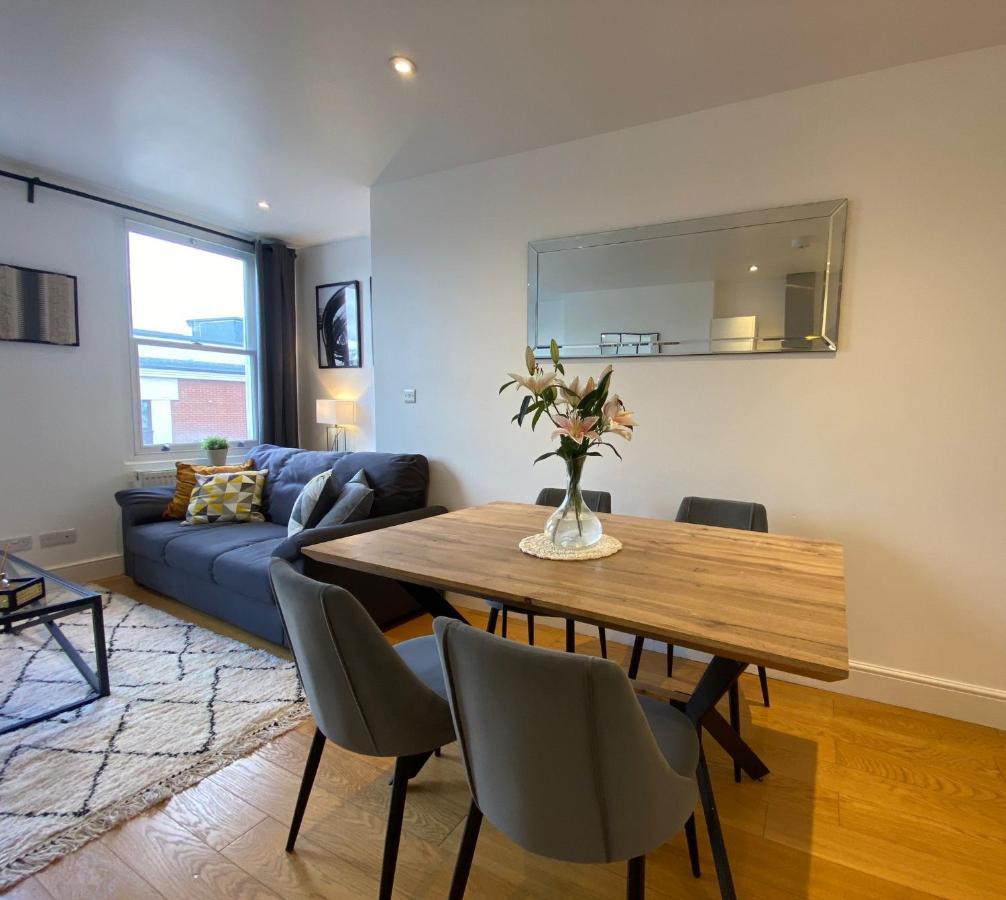 New Stylish Fulham Apartment - 2 Bed London Exterior photo